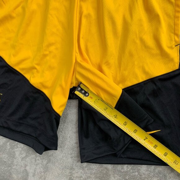 Nike Shorts Mens Medium On Field Iowa Hawkeyes Football Black Workout Gym DN5715 - Picture 4 of 11
